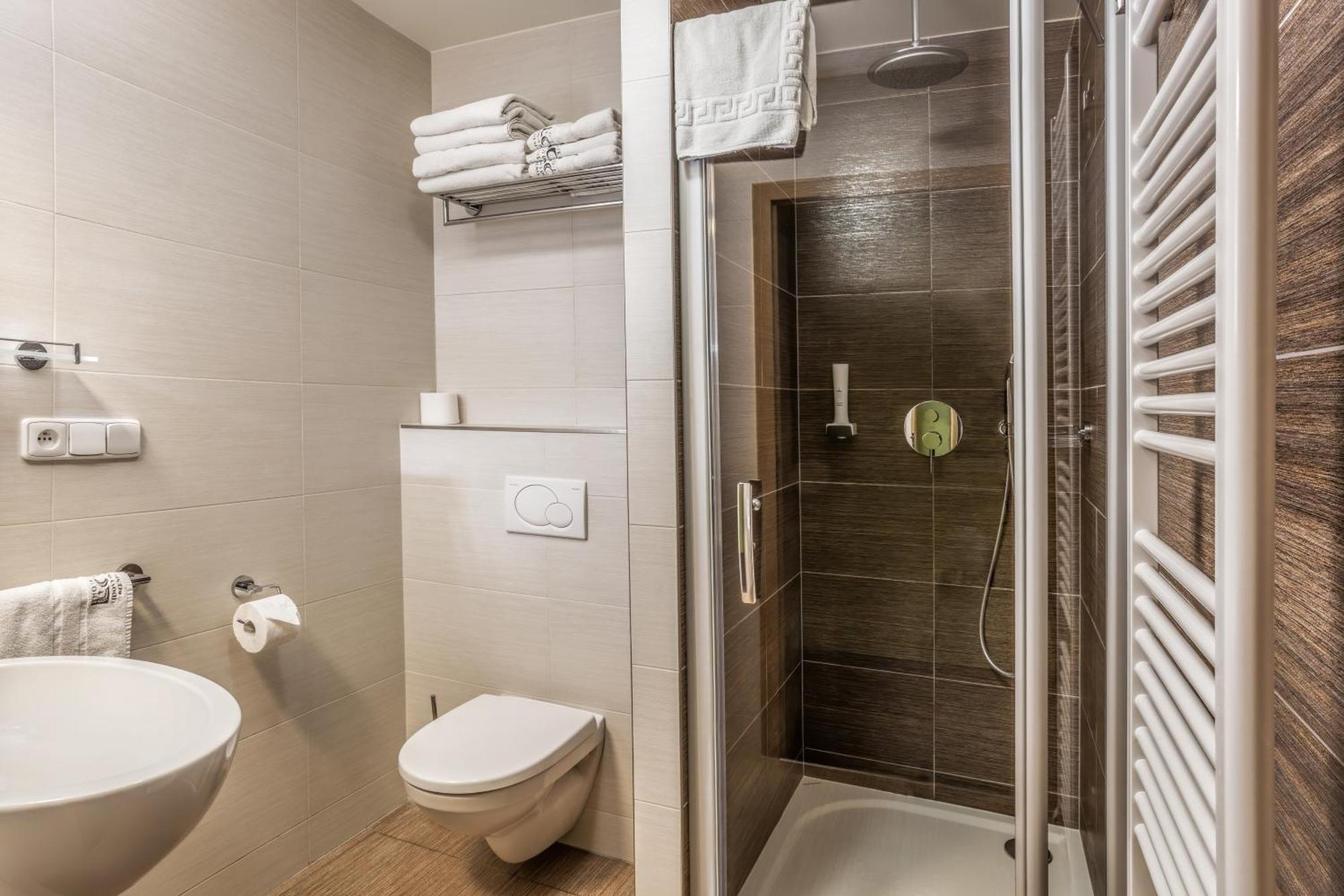 Hotel Lidovy Dum Бженец Екстериор снимка